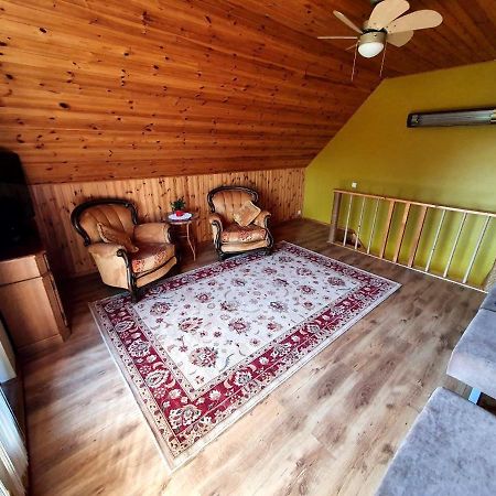 Brivdienu Maja Amrai Вентспілс Екстер'єр фото